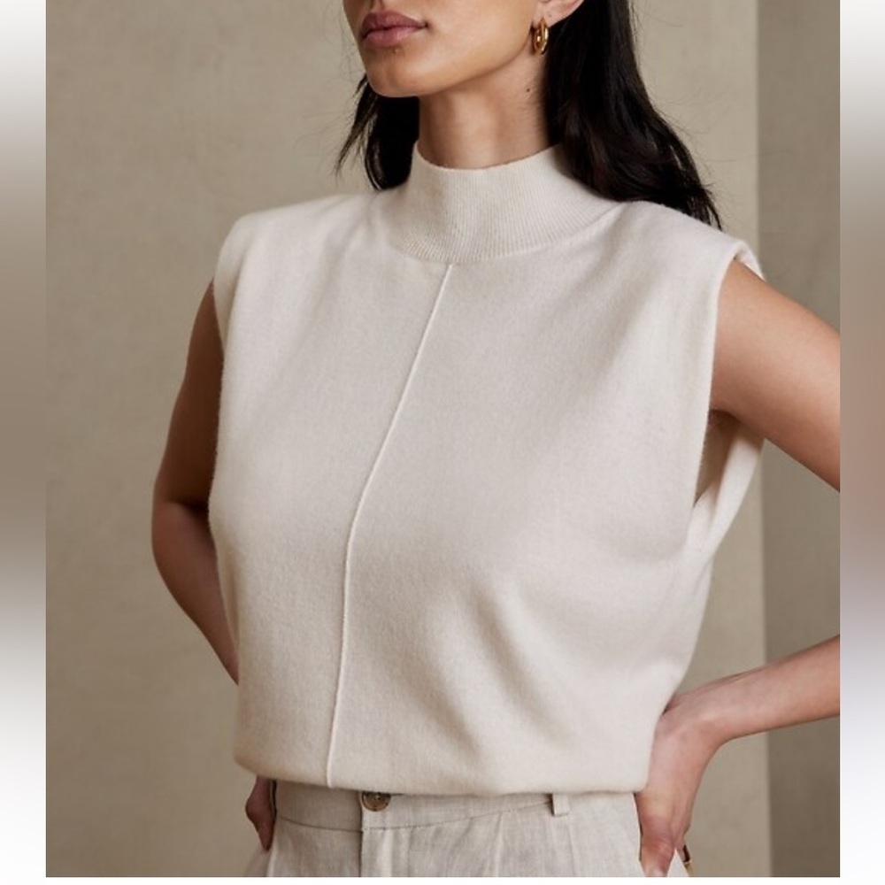 Banana Republic Franca Cashmere Padded Shoulder Minimalist Top Extra Large